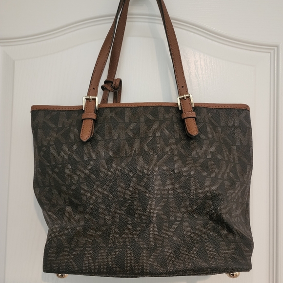 Michael Kors Purse - Picture 2 of 8